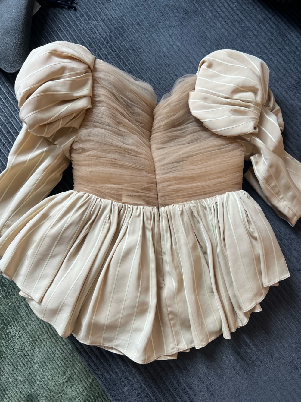 KHAITE Cream Pinstripe Puff-Sleeve Peplum Top - Picture 2 of 10